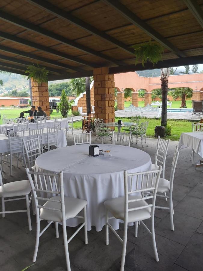 Hotel Meson Del Puente Acambaro Exterior foto